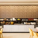 Budget Victoria Hotel