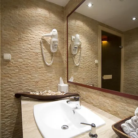 Budget Victoria 3* Budapeste